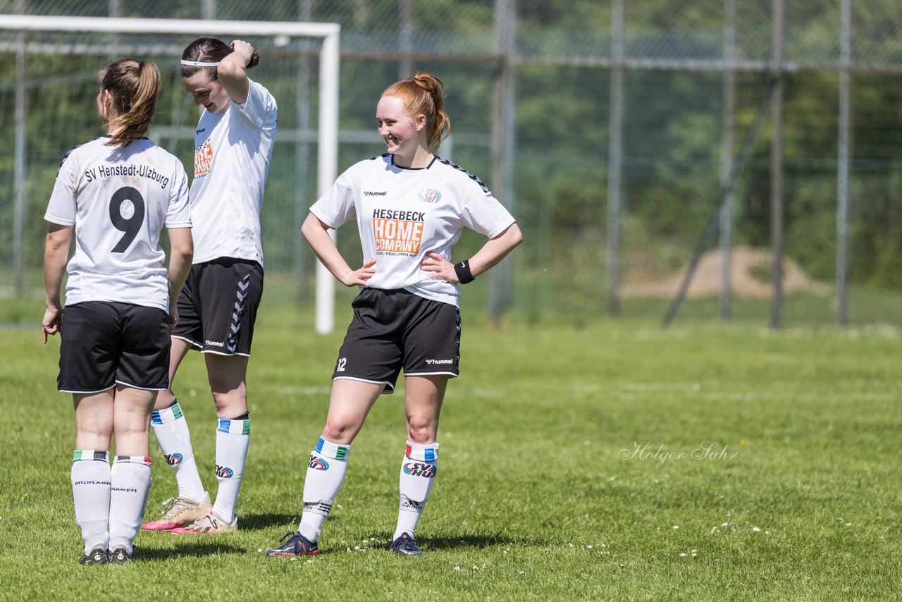 Bild 173 - F SV Henstedt Ulzburg - SV Fortuna Boesdorf : Ergebnis: 3:1